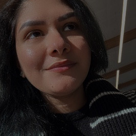 Zahra Khan